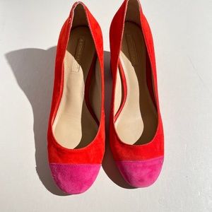Antonio Melani suede pink and orange pumps Size 7.5